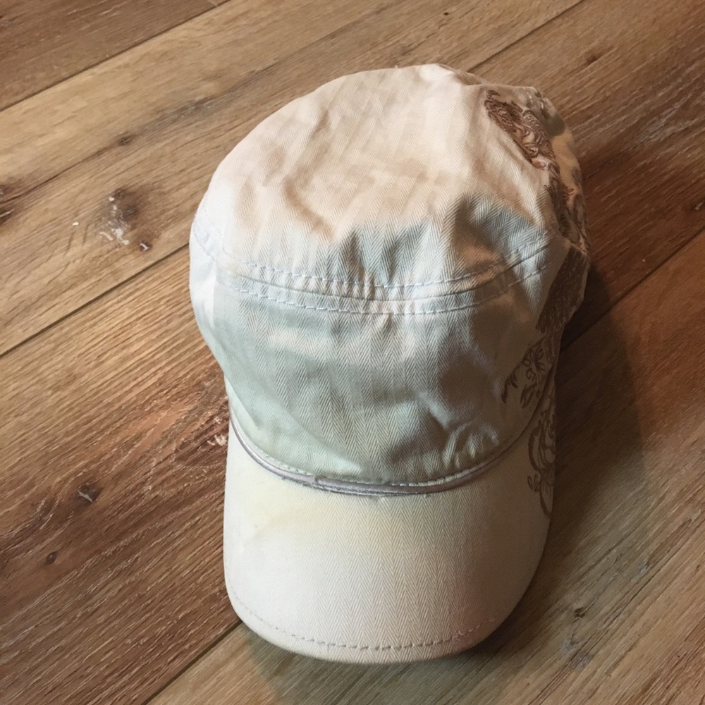 Hat - Picture 2 of 5